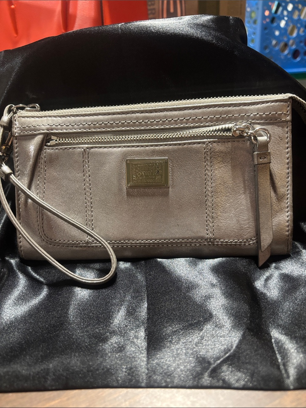 Coach Poppy Metallic Gray Silver Leather Wristlet Clutch